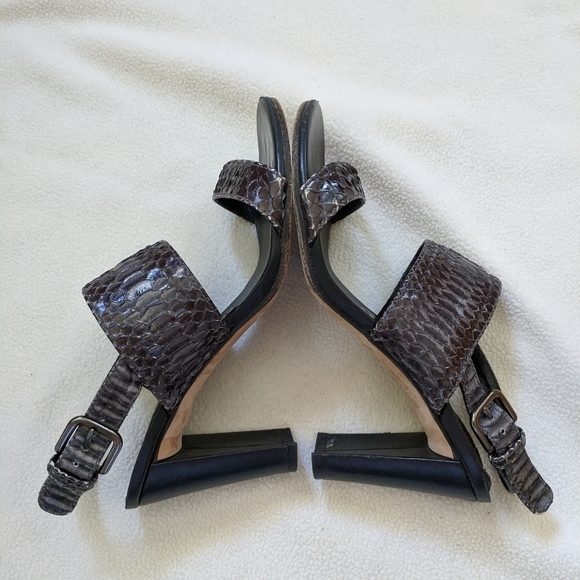 stuart WEITZMAN snakeskin slingback bander strappy sandals 5.5 - Picture 3 of 10